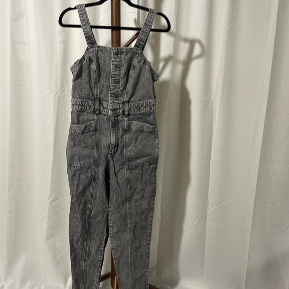 UNIVERSAL THREADS OVERALLS 6 - Picture 1 of 5